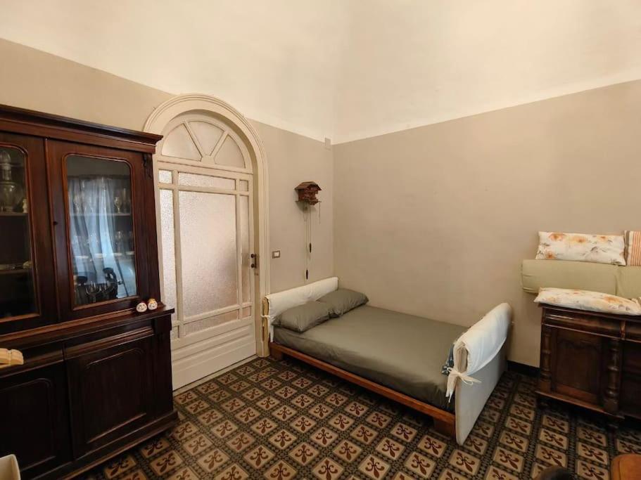 Retroetnea - Appartamento In Centro Storico - Con Camere Comunicanti Catania Exterior photo